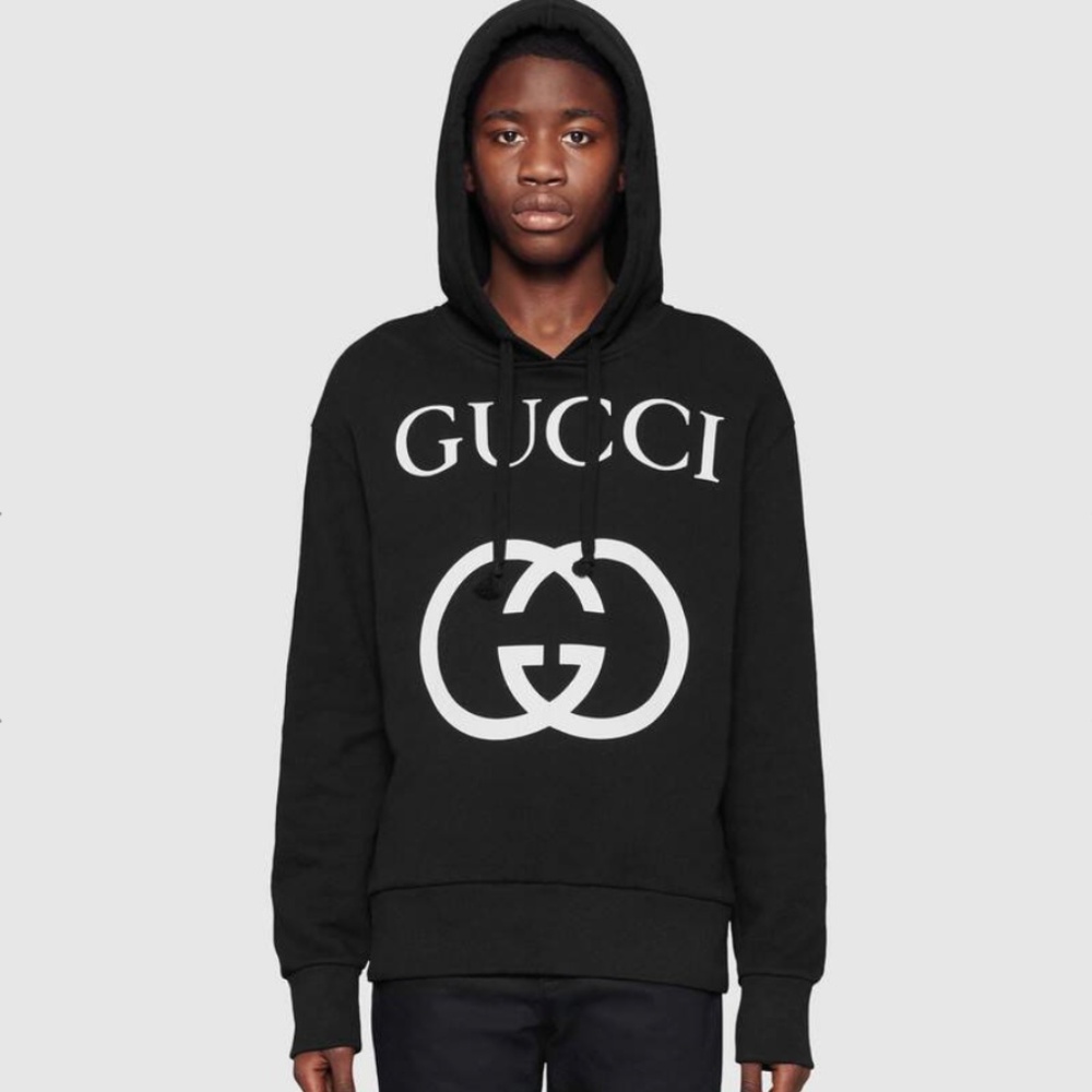 GUCCI Hoodie/Sweater (Gucci logo)(black/white)